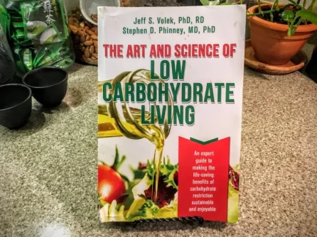 The+Art+&+Science+of+Low+Carbohydrate+Living.webp